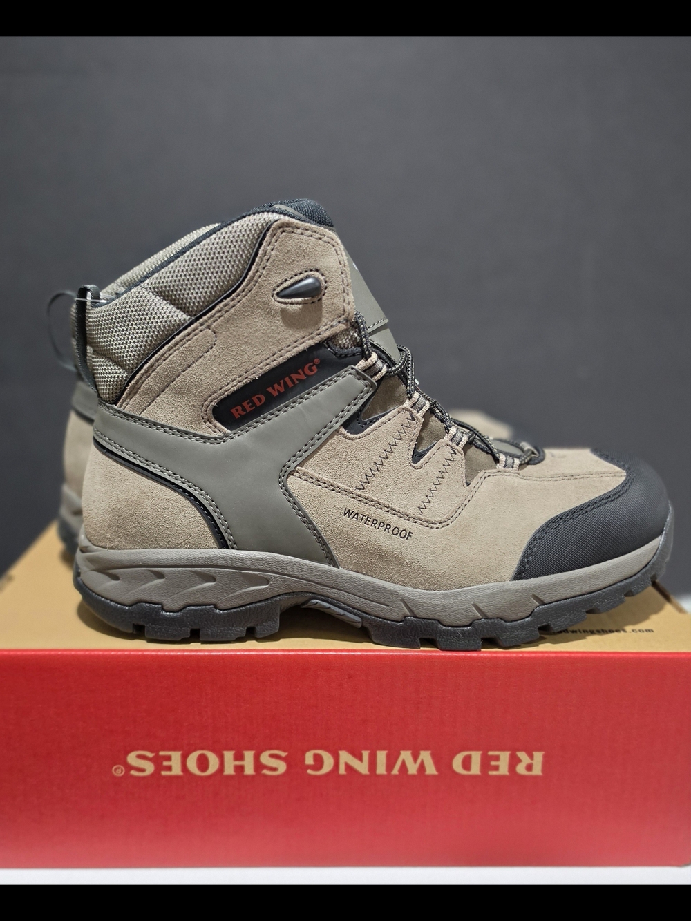 Red Wing "TruHiker" 6" Waterproof CSA Safety Toe Boot. 10.5